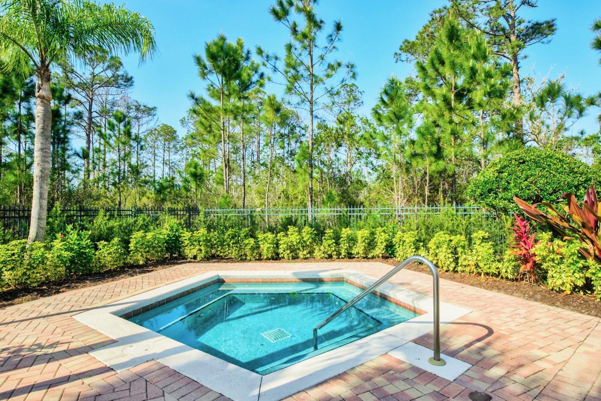 Bright Condo - 2Br With Pool & Hot Tub, Near Disney! 올랜도 외부 사진