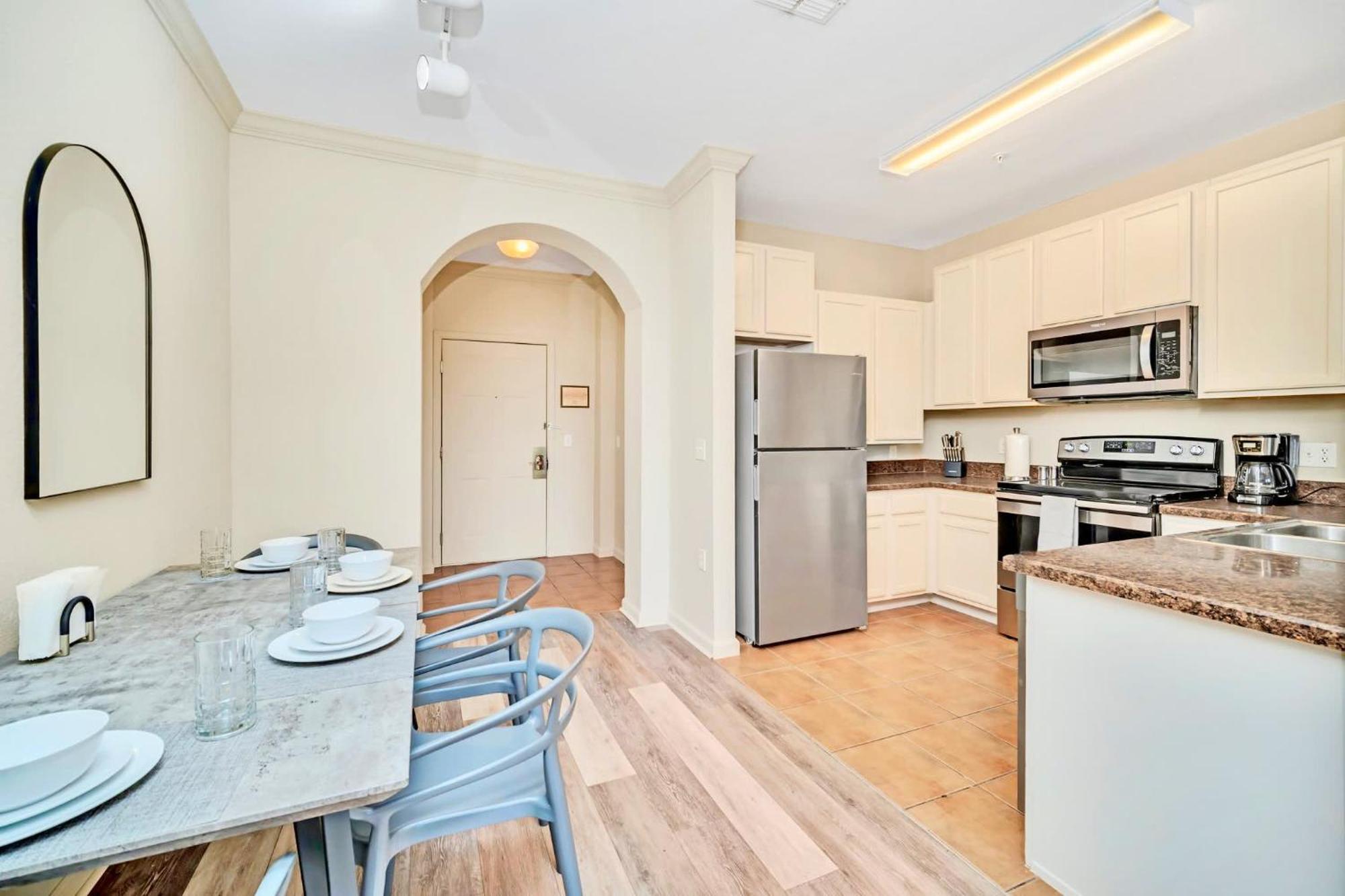 Bright Condo - 2Br With Pool & Hot Tub, Near Disney! 올랜도 외부 사진