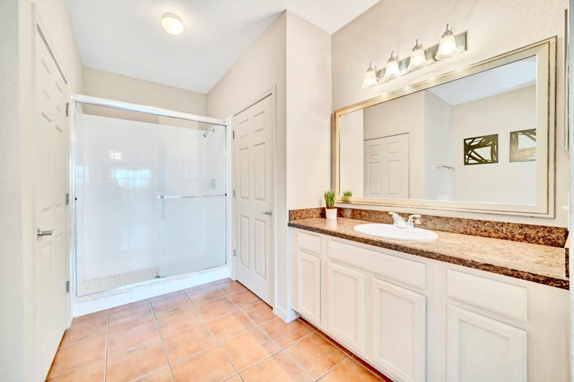 Bright Condo - 2Br With Pool & Hot Tub, Near Disney! 올랜도 외부 사진