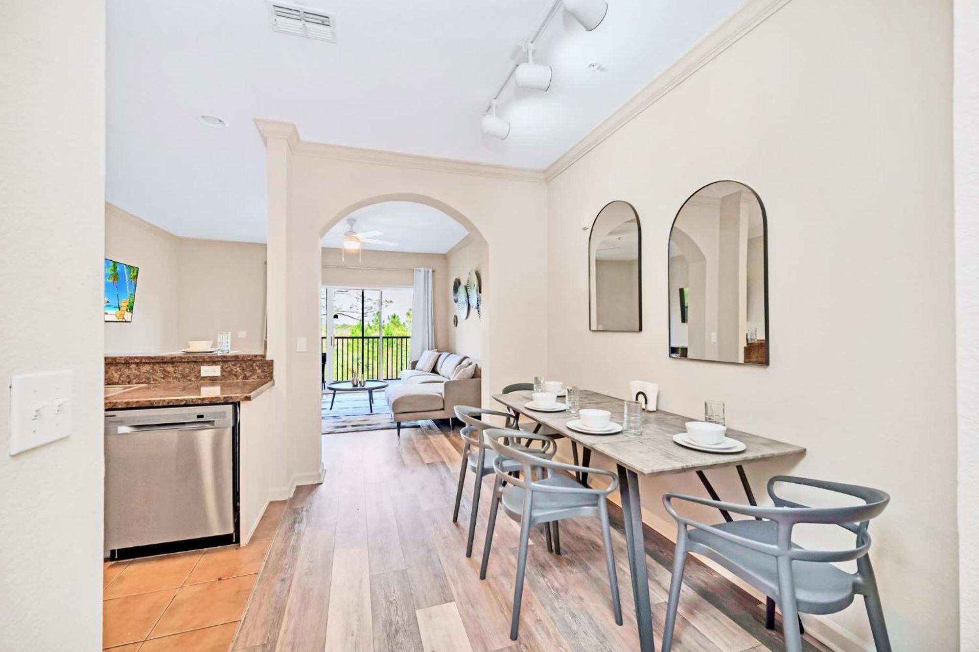 Bright Condo - 2Br With Pool & Hot Tub, Near Disney! 올랜도 외부 사진